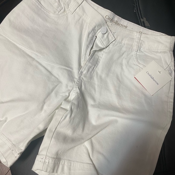 Women’s shorts - Picture 2 of 2